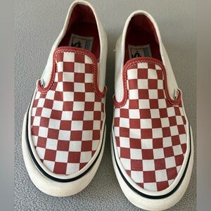 Vans Checkerboard Slip On Womens 8.5 Red White Classic Skate Shoes
